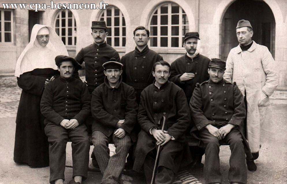 Besançon - Grande rue - Couvent des Soeurs de la Charité - Hôpital Auxiliaire n°15 - "12 janvier 1914"